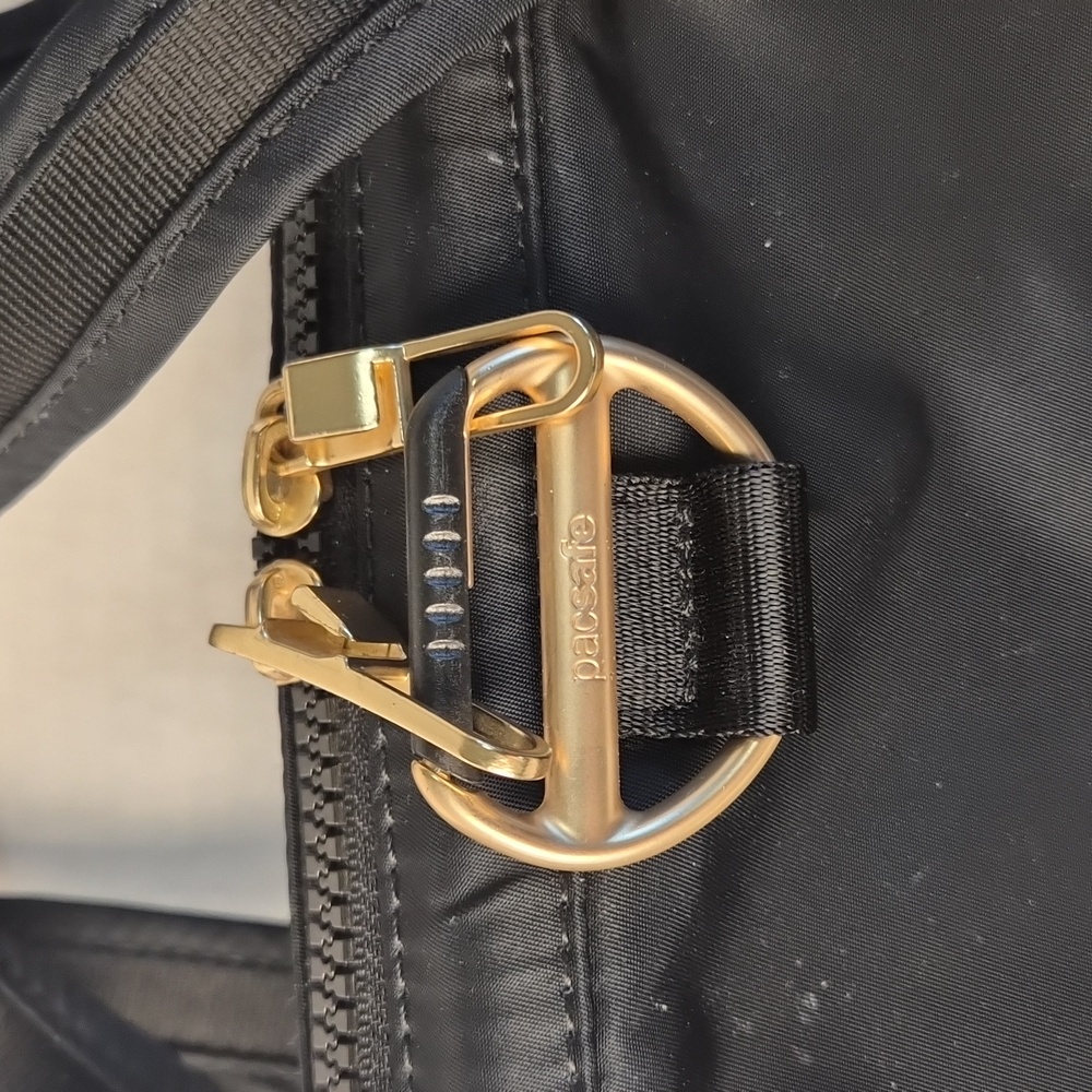 Pacsafe CX - antitheft backpack- black - Picture 4 of 8